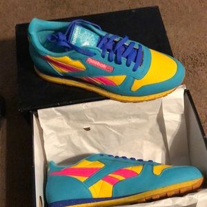 Custom Classic Leather Reebok